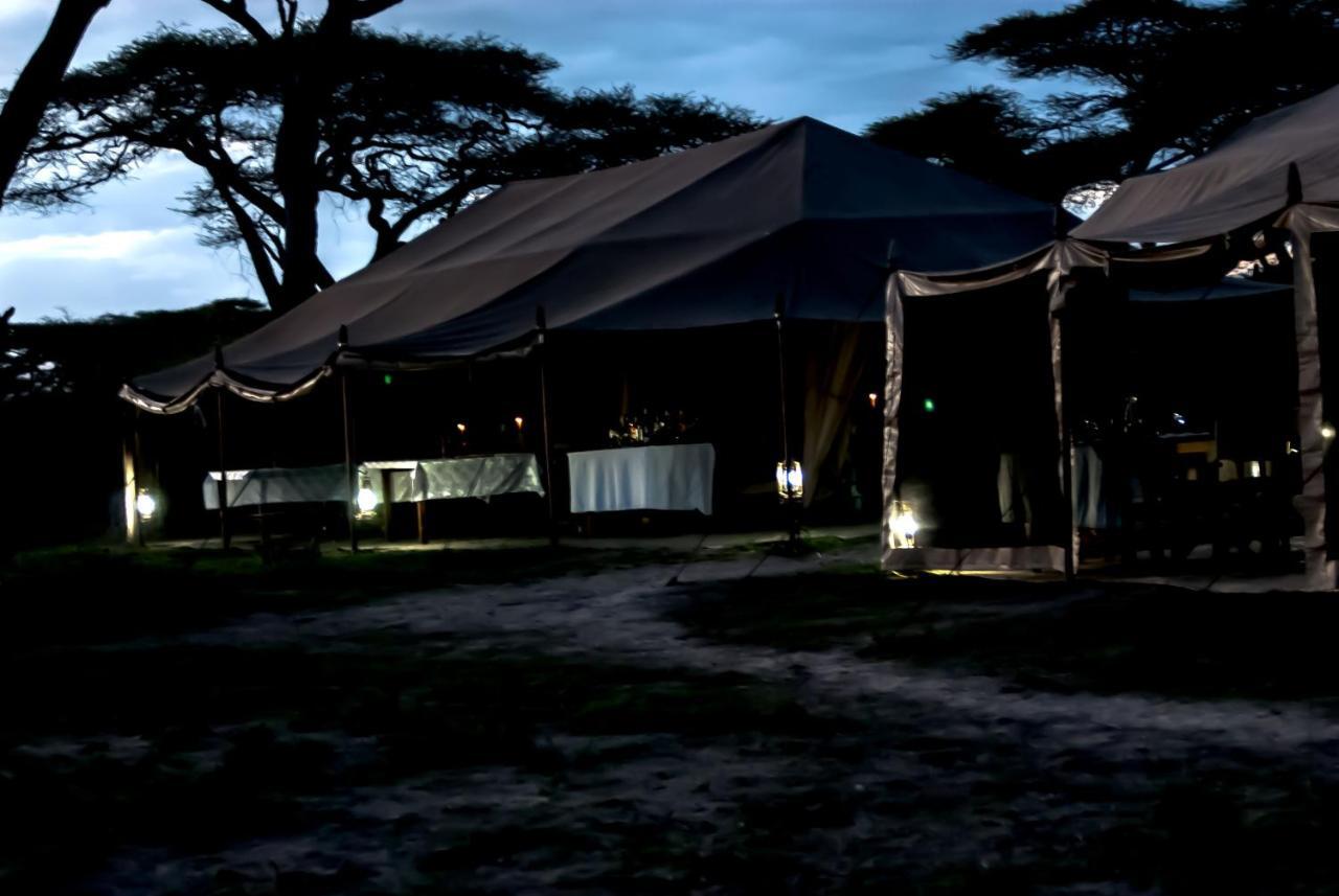 Serengeti Savannah Camps Soronera Ngoại thất bức ảnh