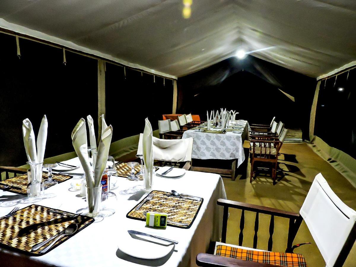 Serengeti Savannah Camps Soronera Ngoại thất bức ảnh